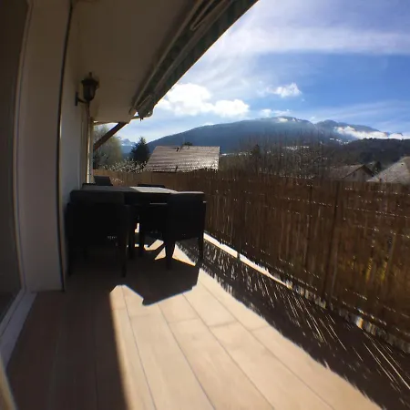 Et Montagne: Spacious With Terrace Near St Jorioz *